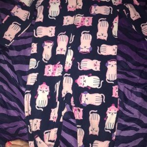 Girls sleeper with feet zip up